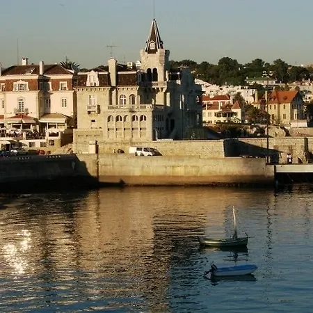 Poconovo Pensionat Cascais